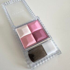 Free Gift! 🎁Japanese  Blush #04 - Cool Tone, Like New